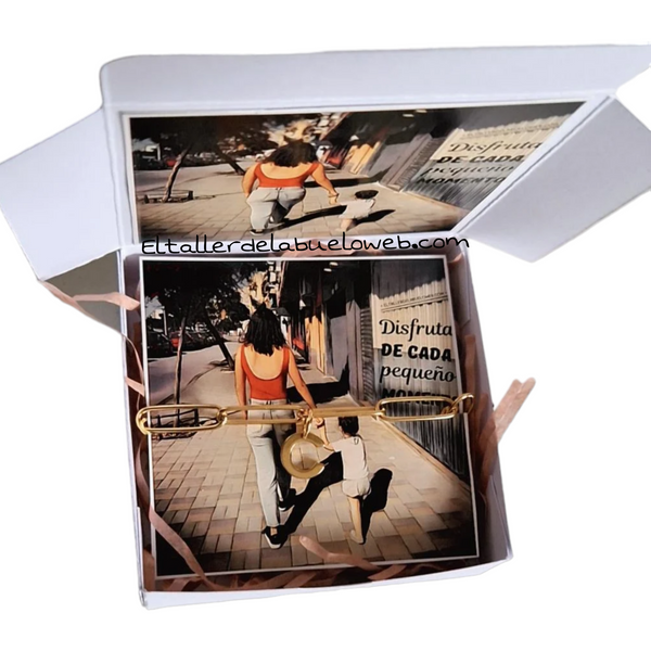 CAJA BLANCA CON FOTO