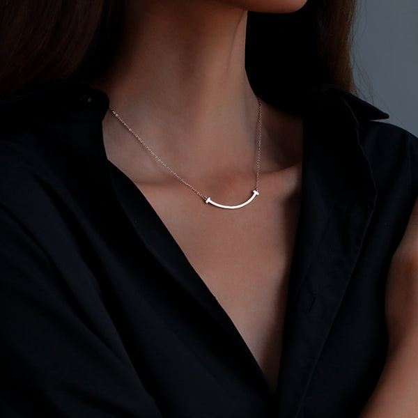 COLGANTE SONRISA DE MUJER