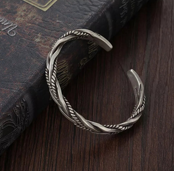 PULSERA RAGNAR