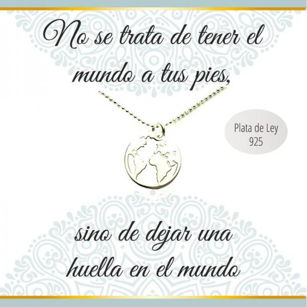 Collar mundo mini plata de ley.